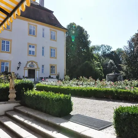 Im Schloss Aufhausen * Erding