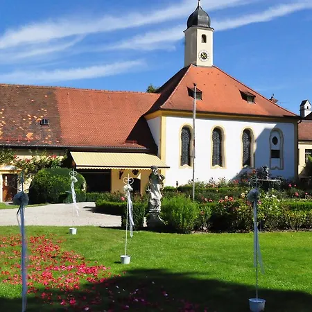 Im Schloss Aufhausen * Erding