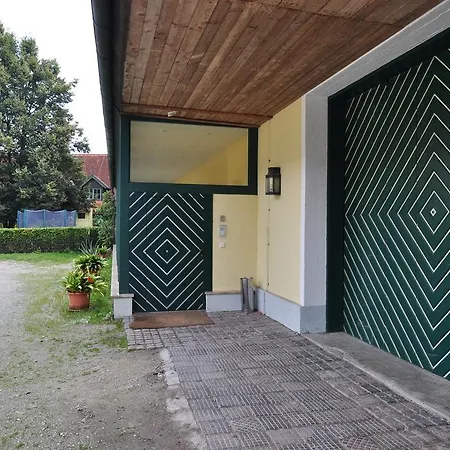 Im Schloss Aufhausen Alloggio in famiglia Erding
