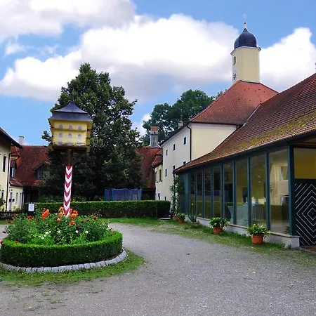 Im Schloss Aufhausen