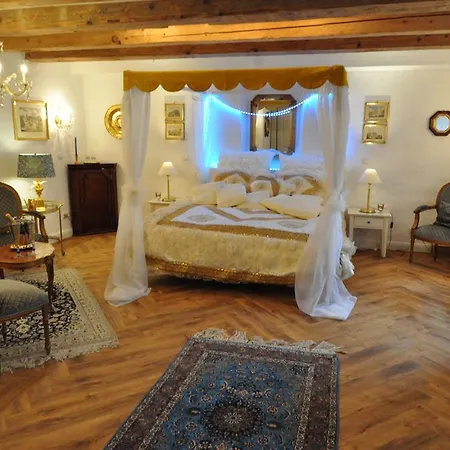 홈스테이 Im Schloss Aufhausen